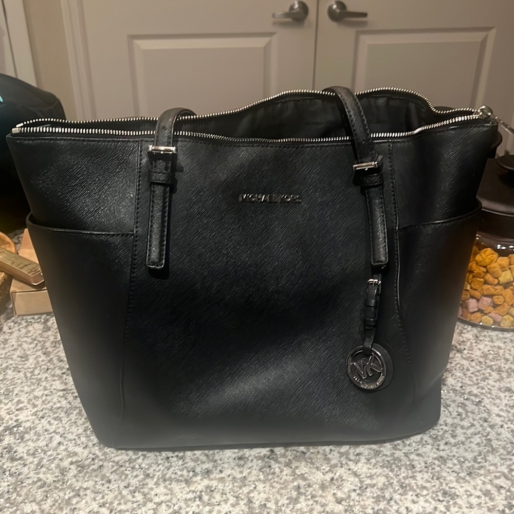 Michael Kors Tote